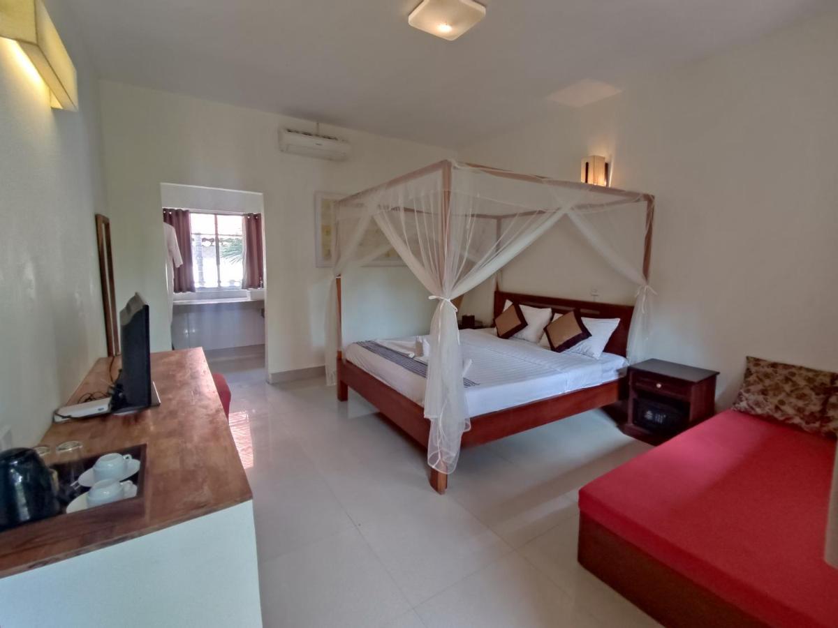 River And Villa Siem Reap Bagian luar foto